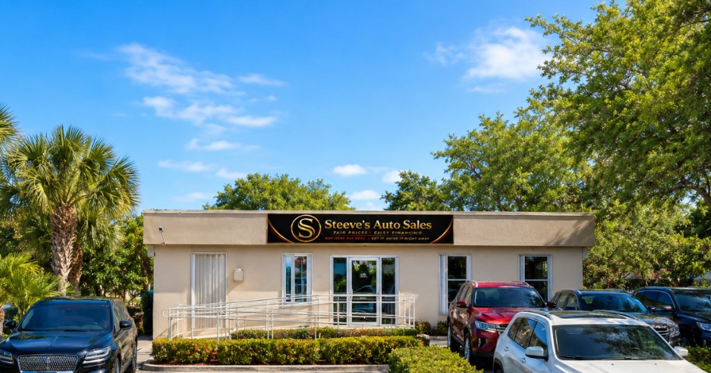 Steeve's Auto Sales storefront at 1009 N Federal Hwy, Boynton Beach